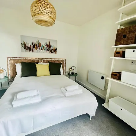 Fully Furnished One Bed Apartment In Old Trafford Manchester Exterior photo