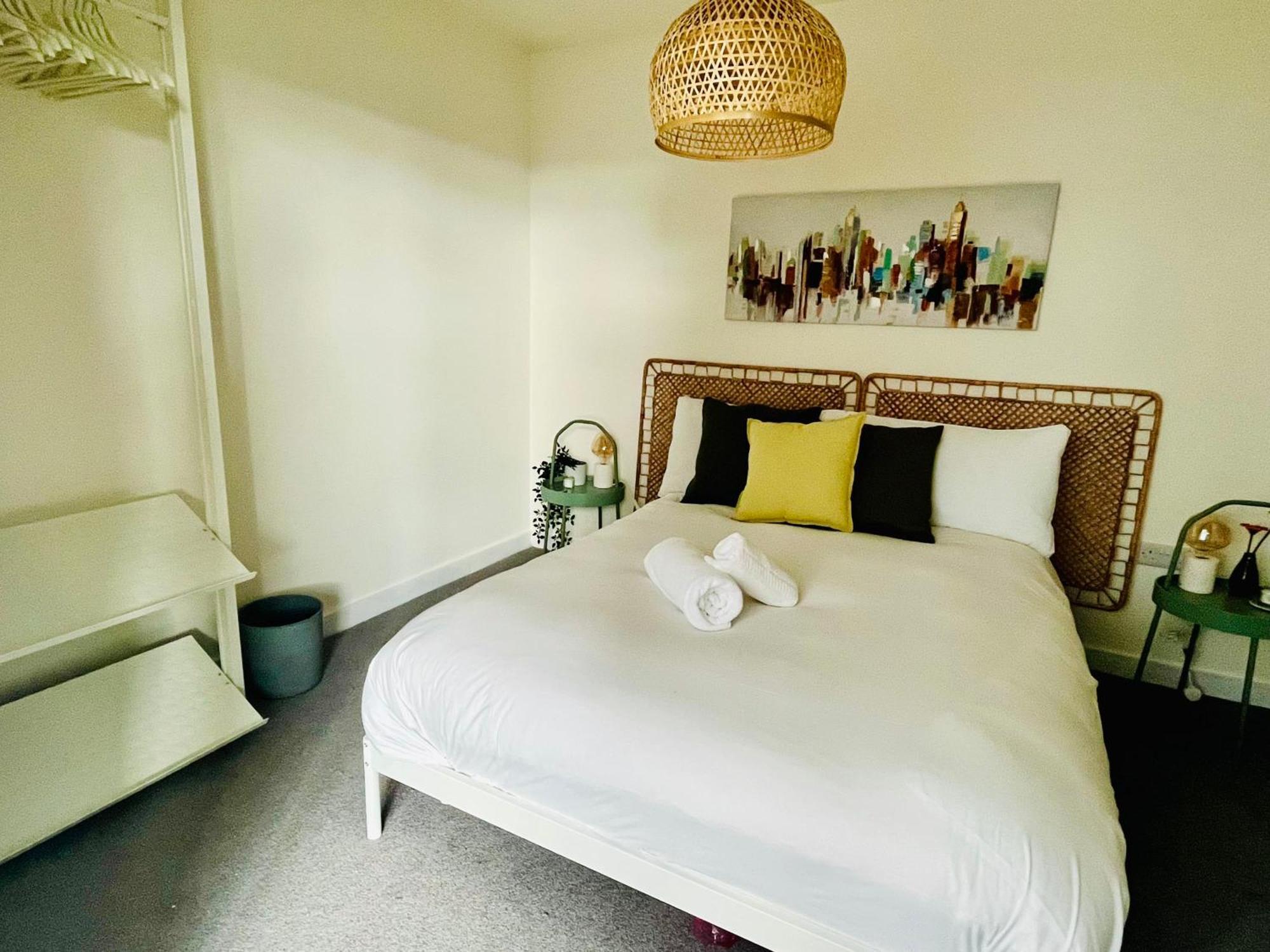 Fully Furnished One Bed In Old Trafford Апартаменты